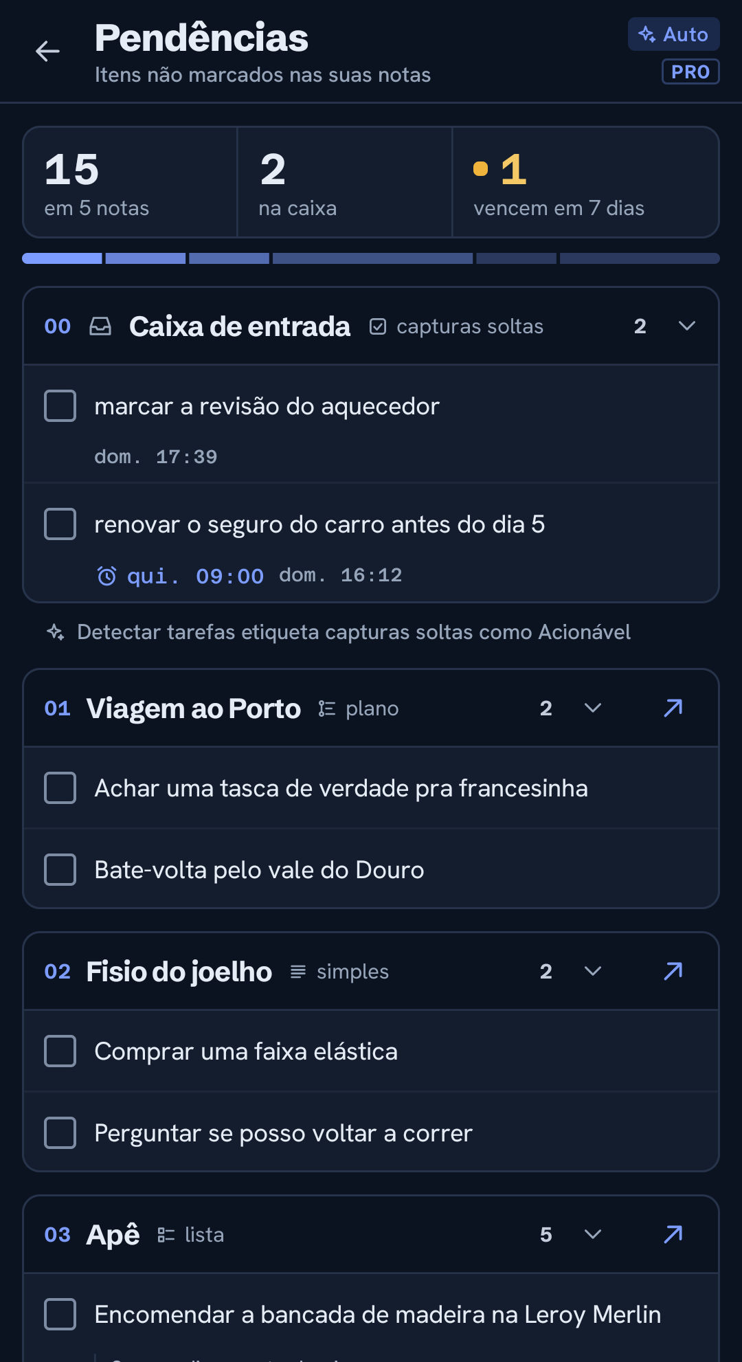 Acionáveis: tarefas abertas de todas as notas e, na caixa de entrada, capturas soltas que a IA identificou